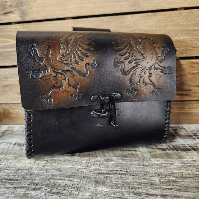 バッグ Bryceland's x Gypsy Hunter Leather Pouch Bandit vs Lee Zip Pouch by Norb Lisinski - Pixels